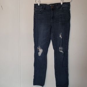 Refuge distressed jeans size 12